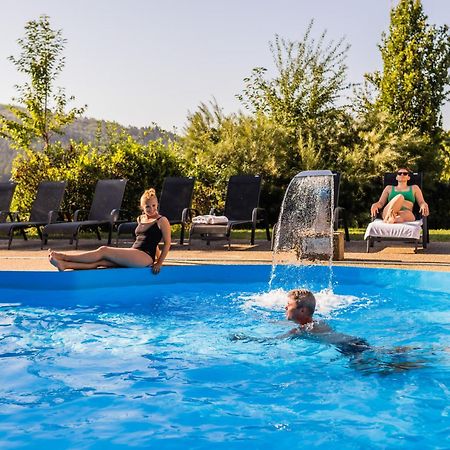 Lazensky A Wellness Hotel Nivamare Luhačovice Екстериор снимка