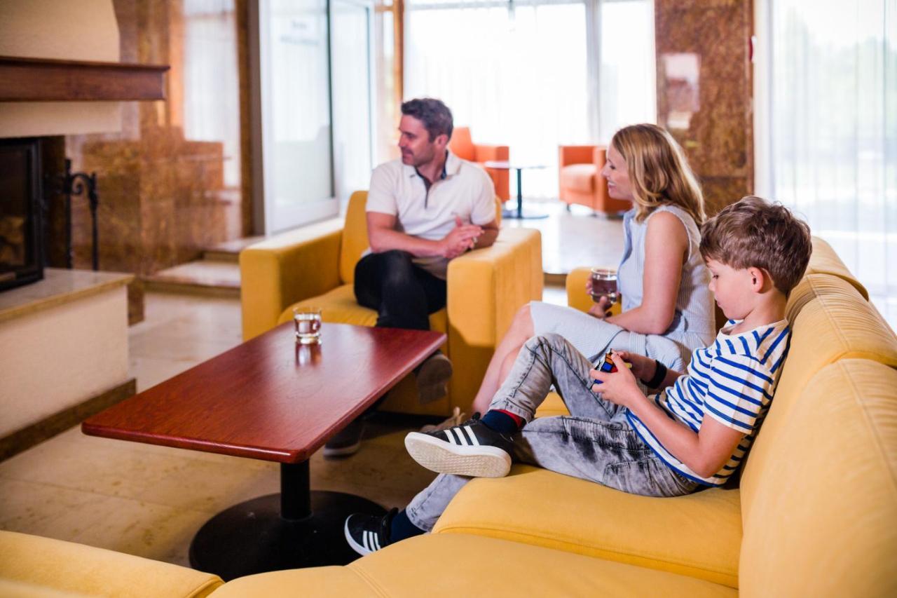 Lazensky A Wellness Hotel Nivamare Luhačovice Екстериор снимка