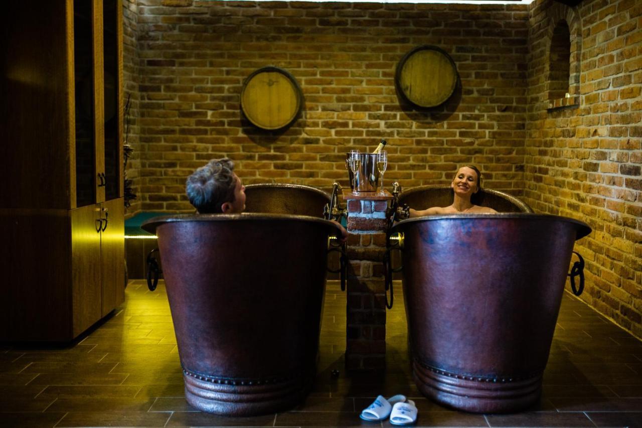 Lazensky A Wellness Hotel Nivamare Luhačovice Екстериор снимка