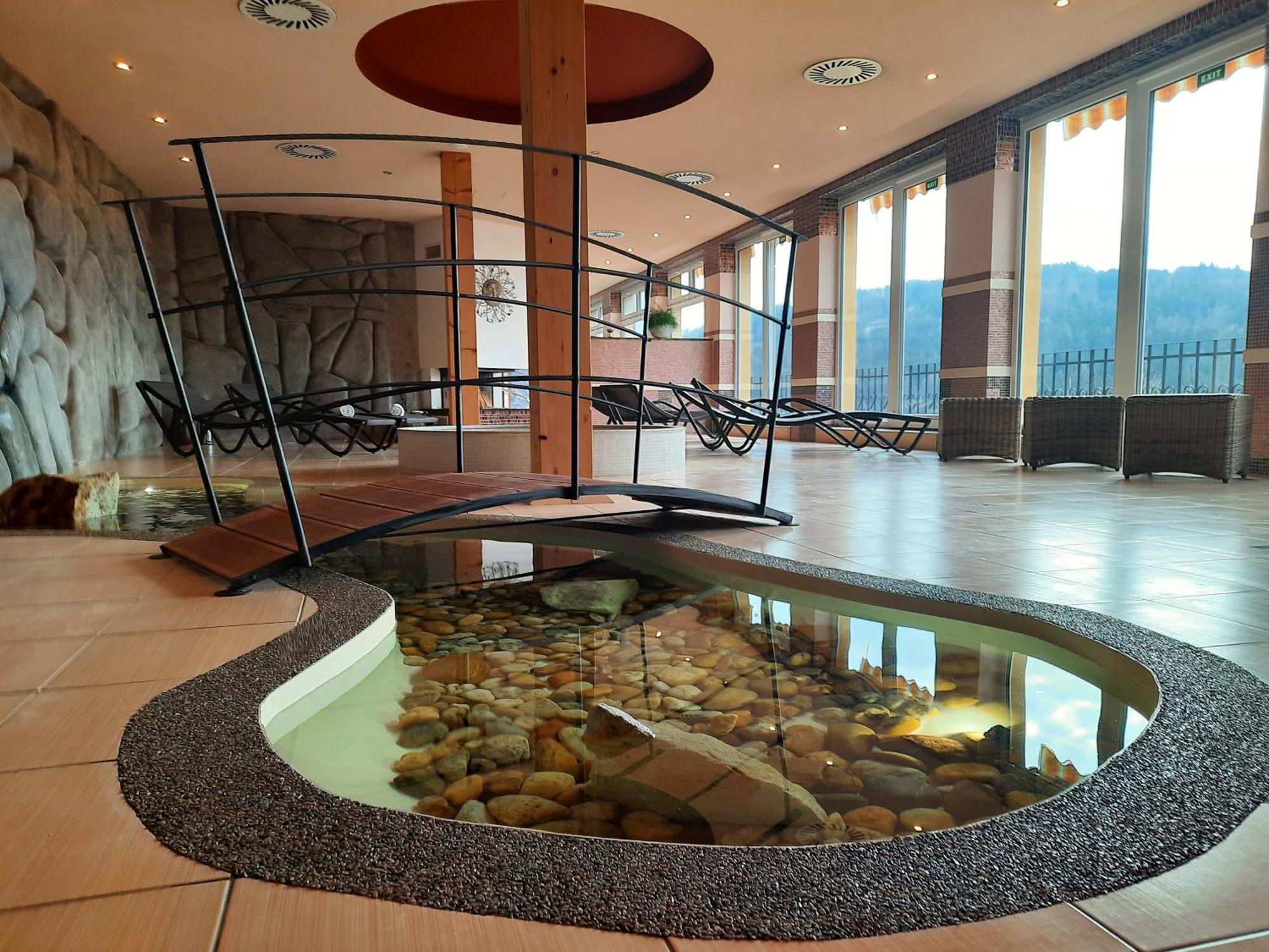 Lazensky A Wellness Hotel Nivamare Luhačovice Екстериор снимка