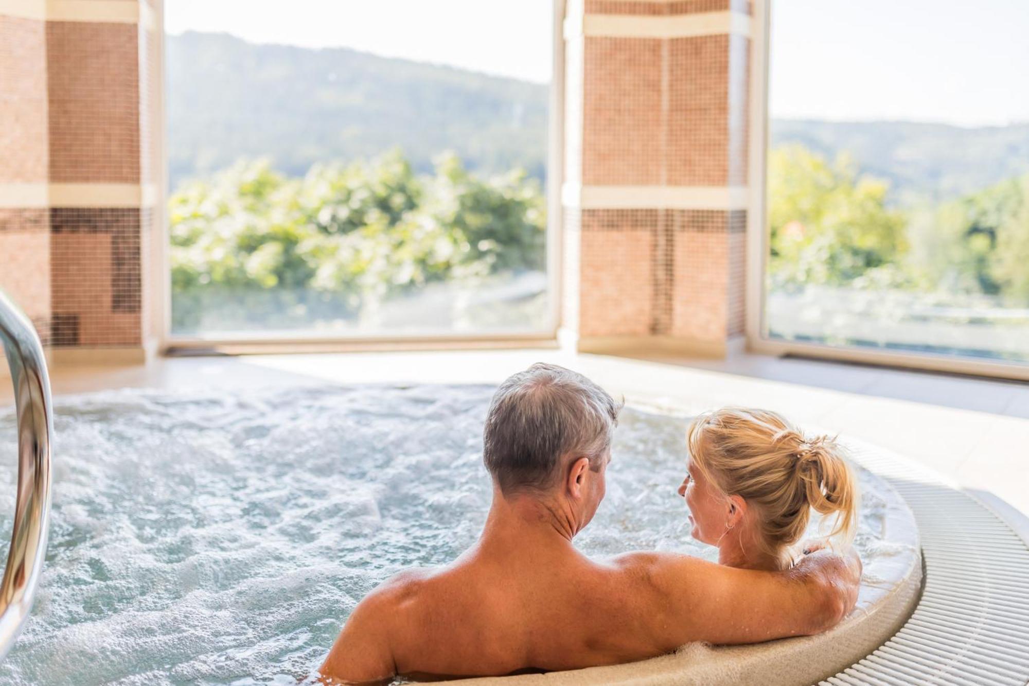 Lazensky A Wellness Hotel Nivamare Luhačovice Екстериор снимка
